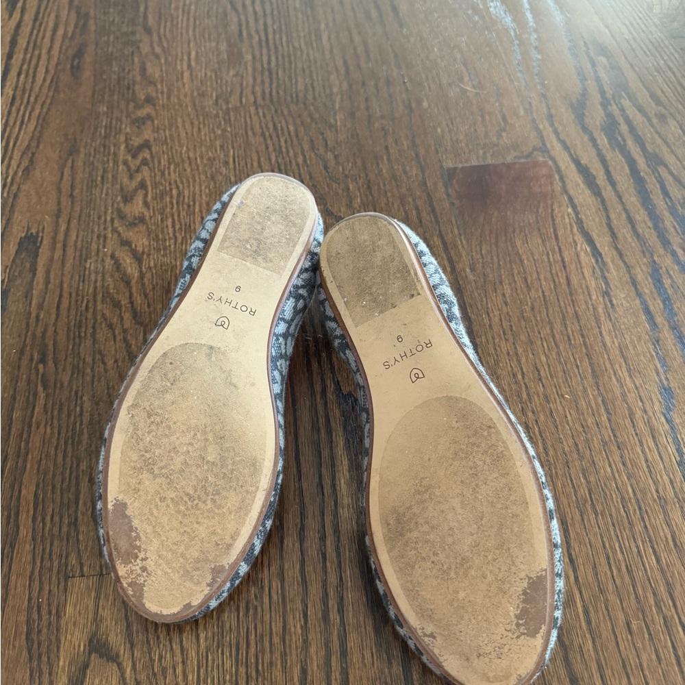 Cute Rothy’s flats! - Picture 3 of 3